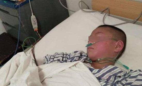 60岁艾滋携带者嫖娼被多索嫖资报警 犯传播性病罪被判11个月
