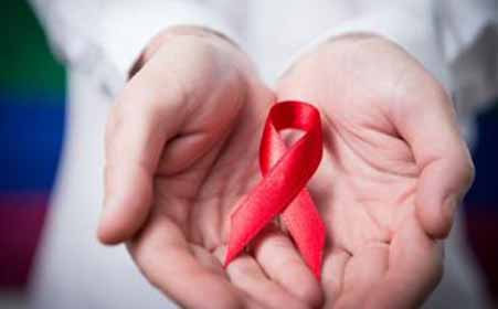 我国艾滋病触目惊心，女生：要亲热，须先HIV检测！