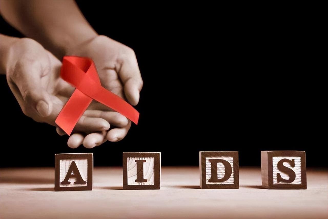 艾滋病的哨点监测期是多久_急性化脓扁桃体 艾滋_艾滋病急性期