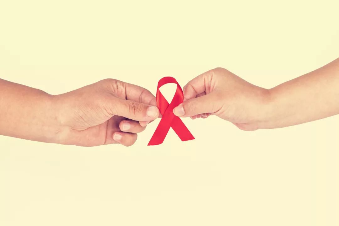 艾滋病初期_艾滋病的初期症状图片_女性得艾滋病的初期症状