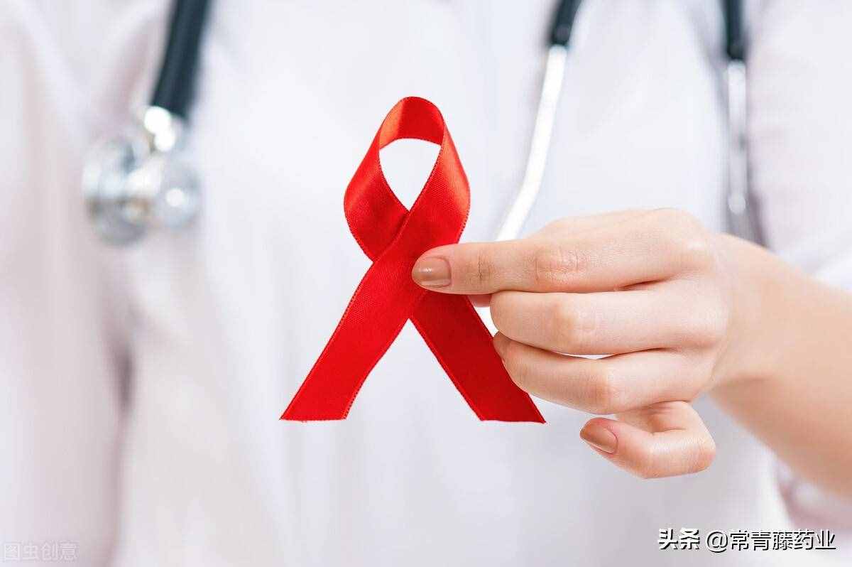 感染艾滋病毒就会得艾滋病吗？患有艾滋病的症状是什么？