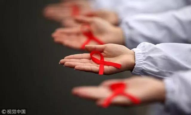 艾滋病初期_感染艾滋病的初期症状_人工寻麻疹是艾滋病的初期症状吗